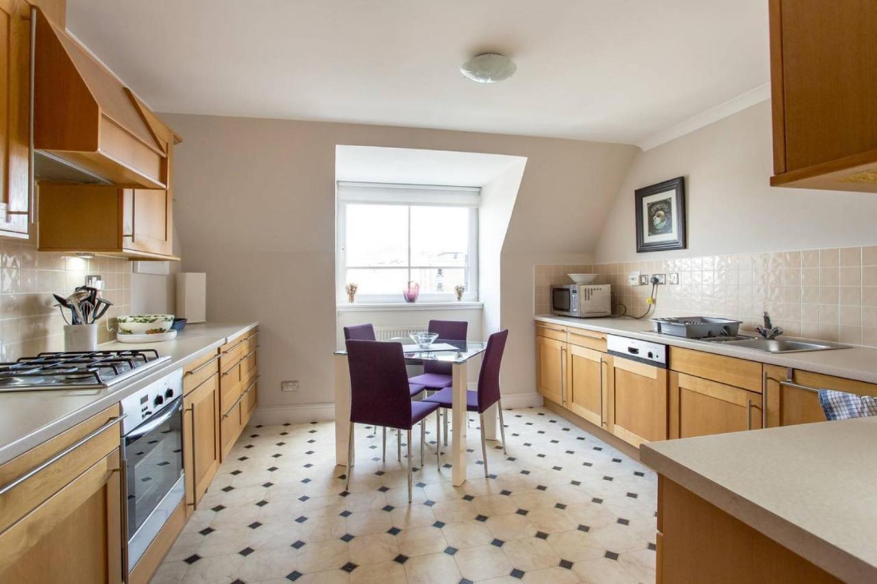 Joivy Inviting Apartment Near Leith Walk إدنبرة المظهر الخارجي الصورة